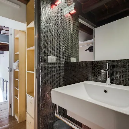 Loft In Trastevere * 로마
